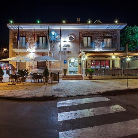 Hotel Ciudad De Martos Ngoại thất bức ảnh