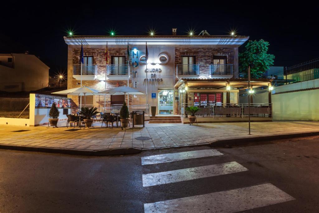 Hotel Ciudad De Martos Ngoại thất bức ảnh